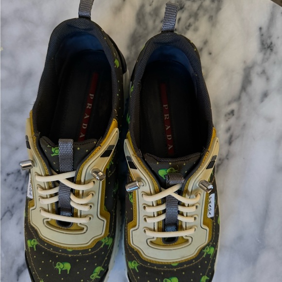 Prada shoes size US 8, Eu40. - Picture 10 of 10